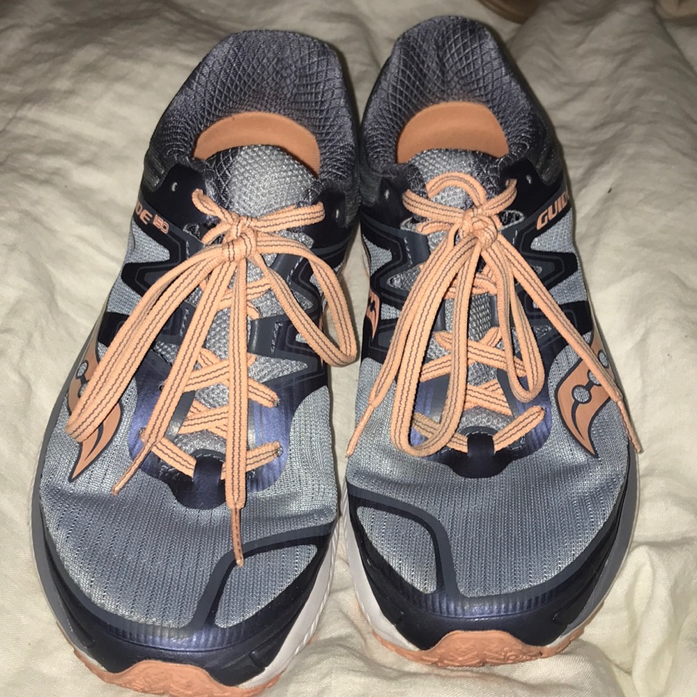 Saucony Everun Running Sneakers